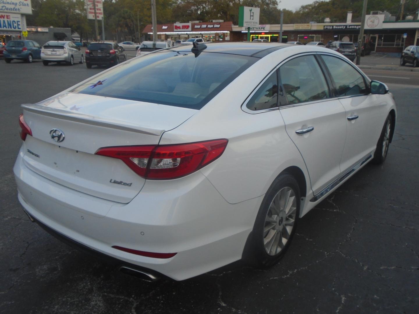 2015 Hyundai Sonata (5NPE34AF4FH) , located at 6112 N Florida Avenue, Tampa, FL, 33604, (888) 521-5131, 27.954929, -82.459534 - Photo#3